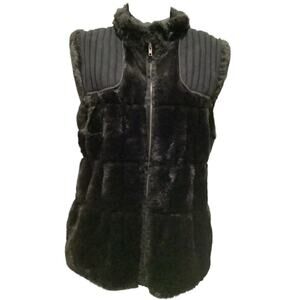 CHICO’S BLACK LABEL BLACK FAUX FUR ZIP FRONT VEST CHICO’S SIZE 2 US M